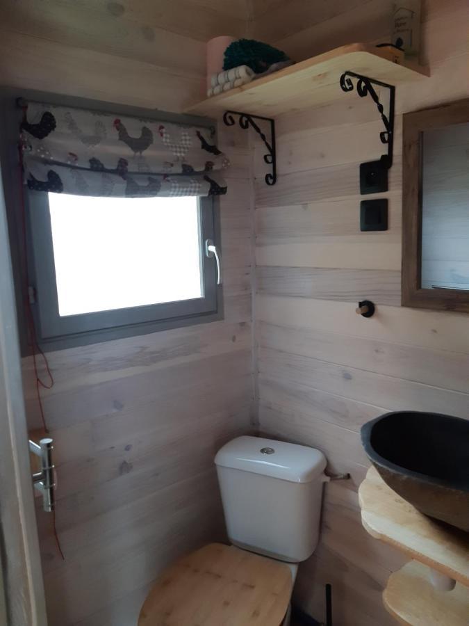 Tiny House Guest House Saint-Vallier  ภายนอก รูปภาพ