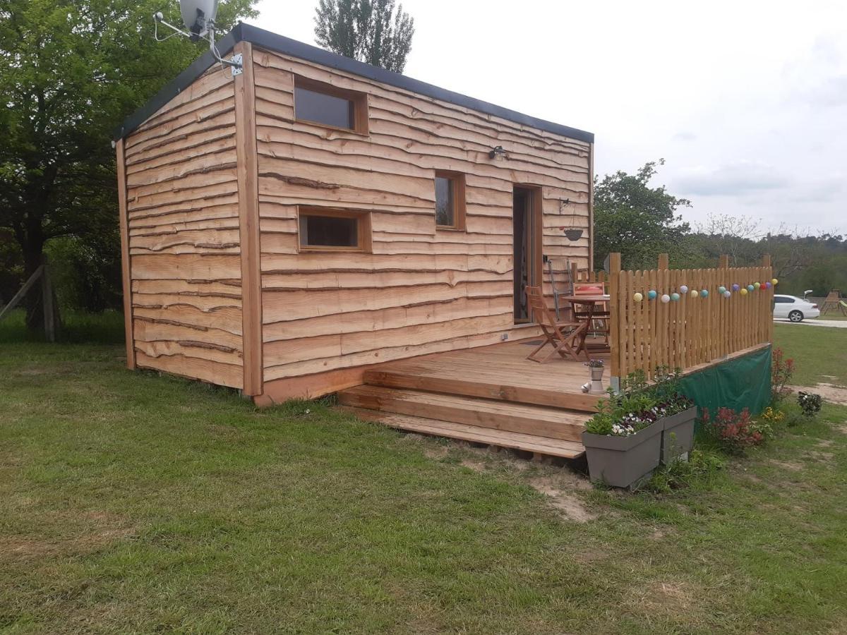 Tiny House Guest House Saint-Vallier  ภายนอก รูปภาพ