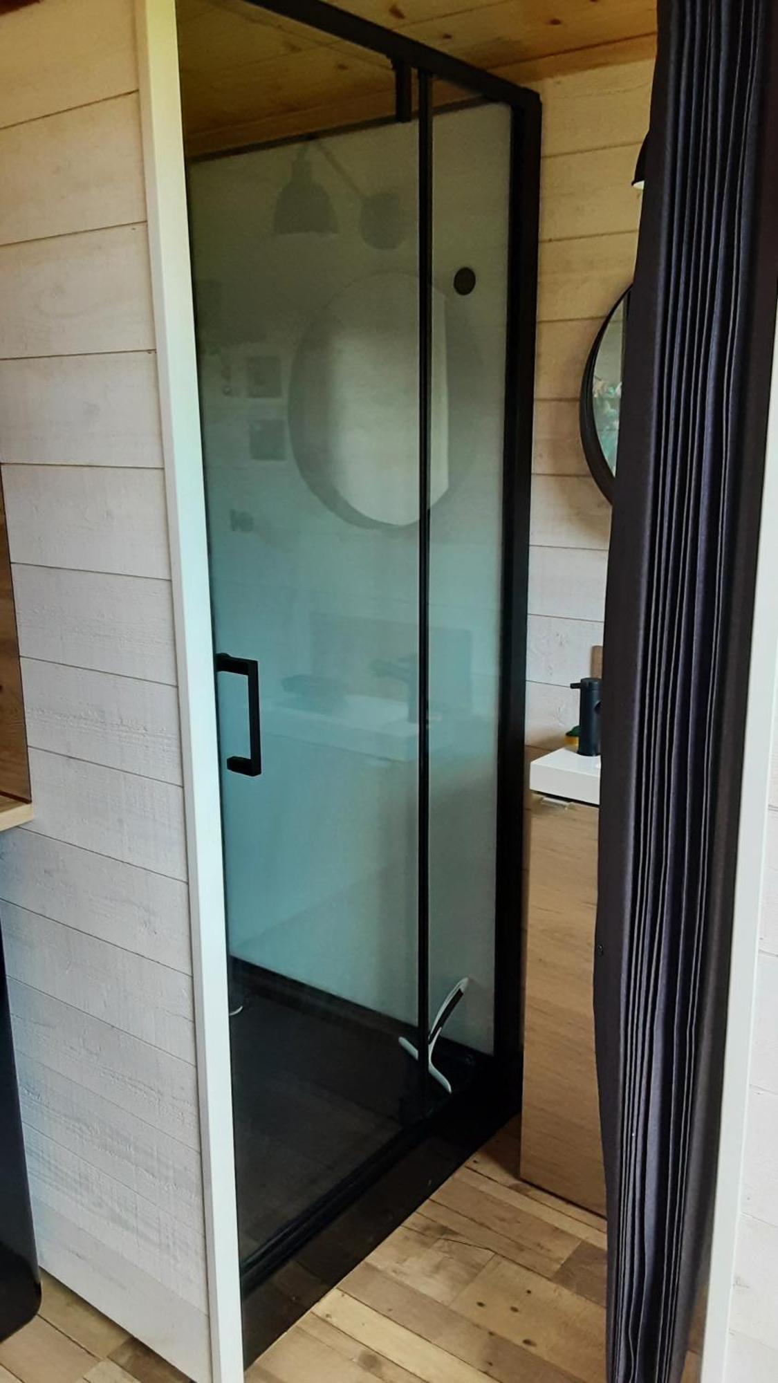 Tiny House Guest House Saint-Vallier  ภายนอก รูปภาพ