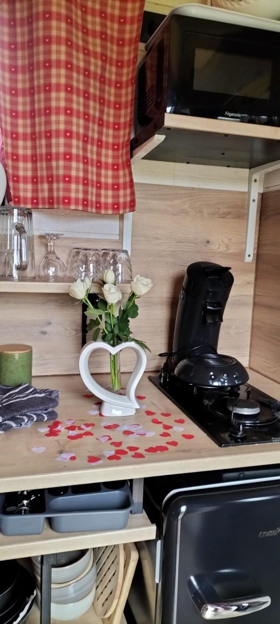 Tiny House Guest House Saint-Vallier  ภายนอก รูปภาพ
